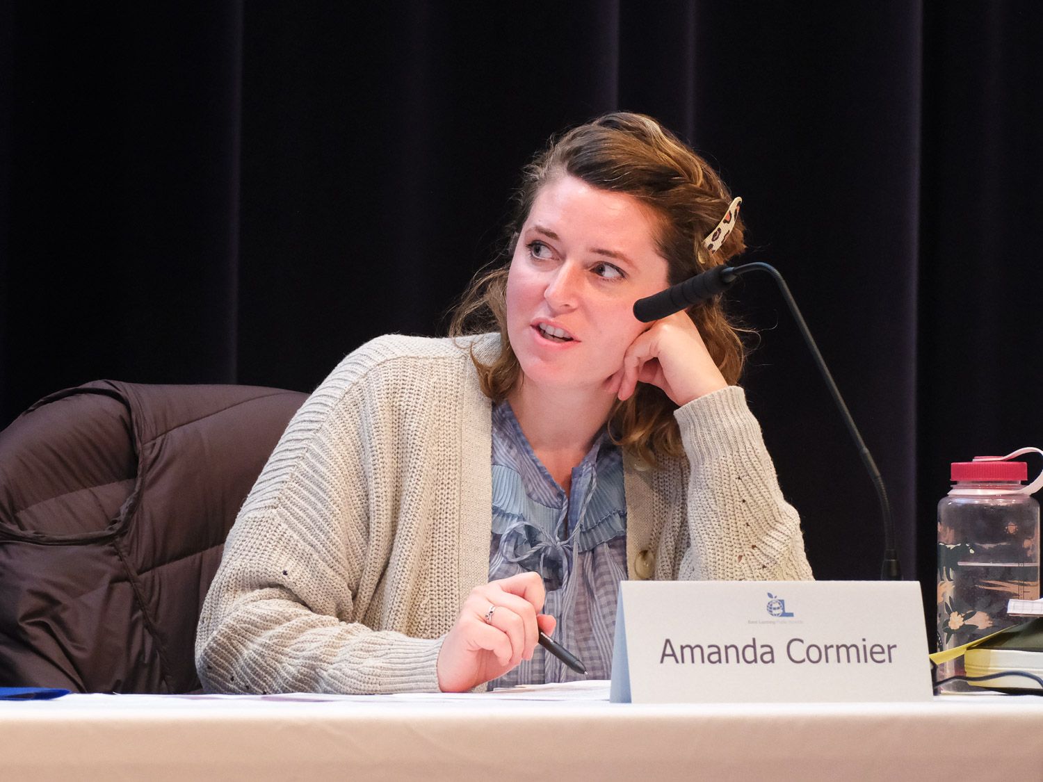 Amanda Cormier Resigns From EL School Board