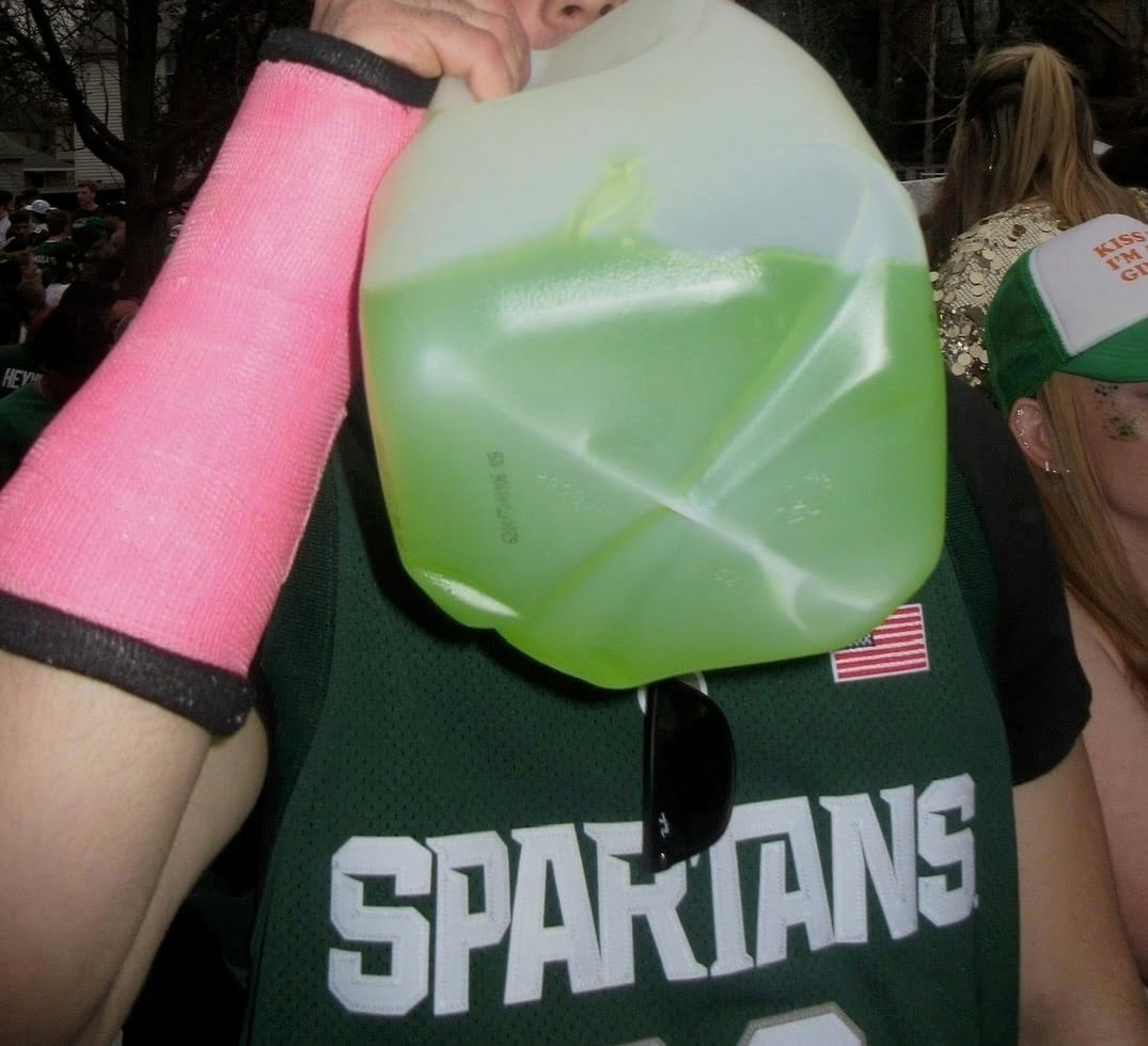 Blackout Rage Gallons: The Modern Day Jungle Juice College Students Are Using to Get (Very) Drunk