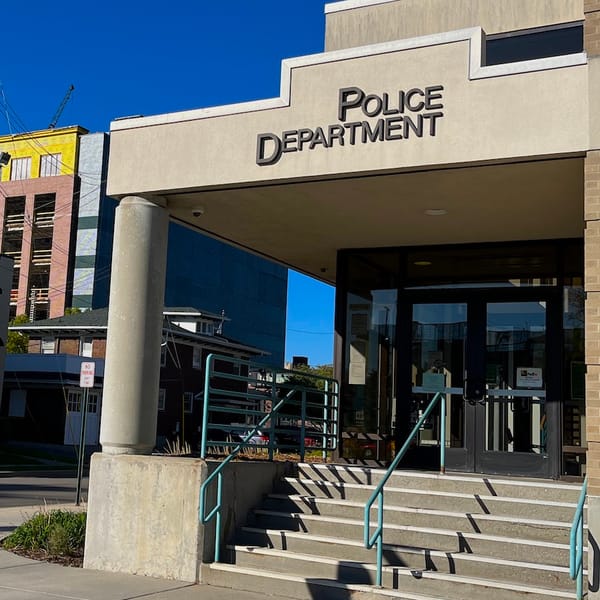 Divide Between ELPD, Police Oversight Commission on Display at March Meeting